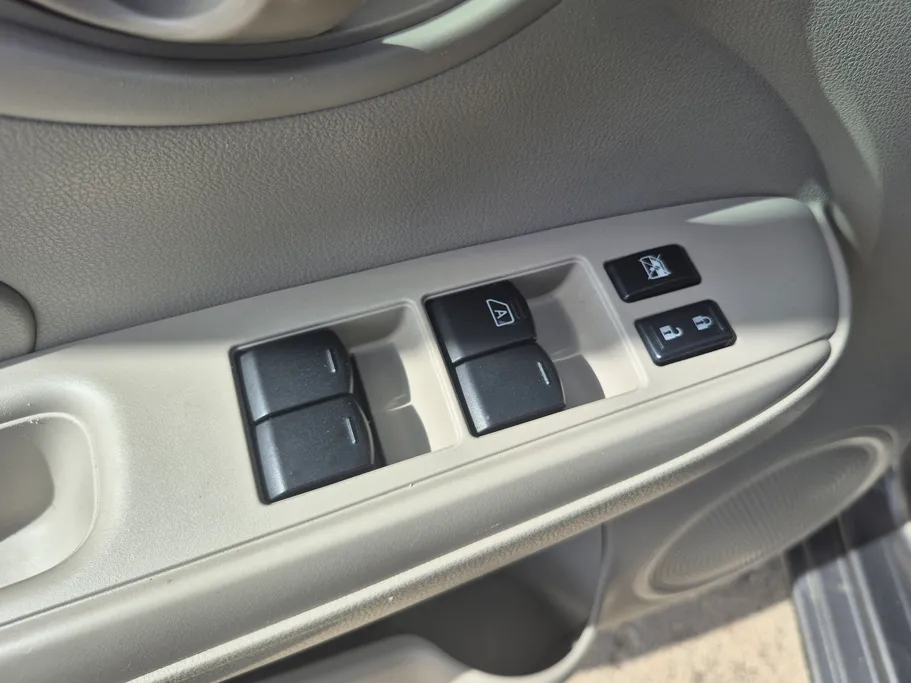 2023 Nissan Sunny SV Comfort 