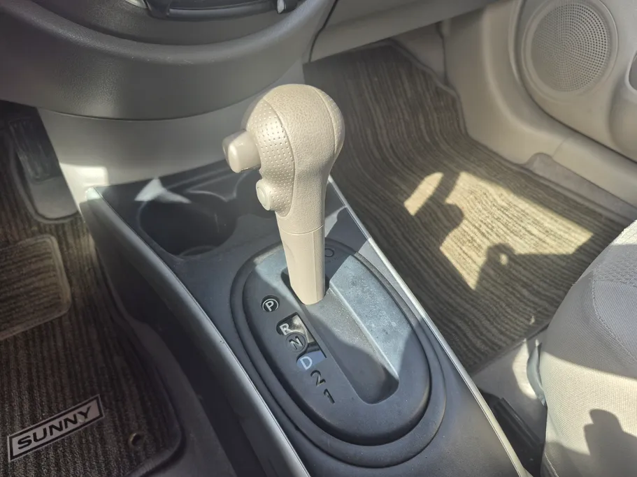 2023 Nissan Sunny SV Comfort 