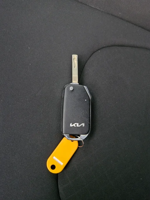 2024 Kia Sportage L - GL 