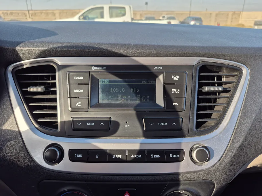 2023 Hyundai Accent Smart 
