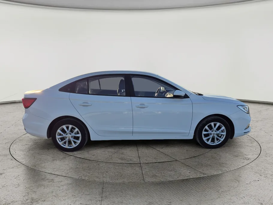 2025 MG 5 STD 