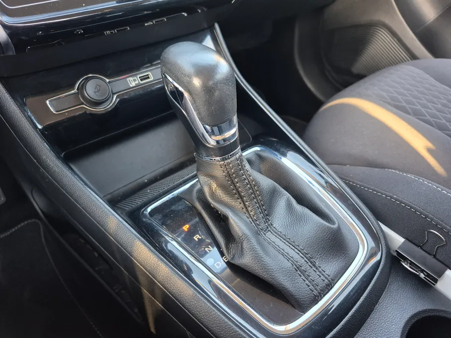 2025 MG 5 STD 