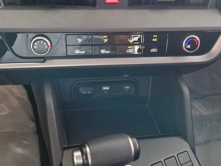 2024 Kia Sportage L - GL 