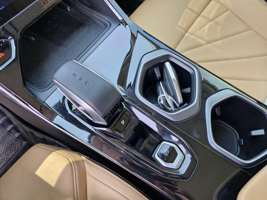 2024 Geely StarRay GK 