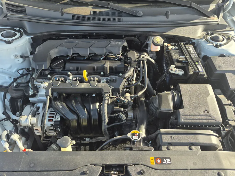 2025 Hyundai Elantra Smart 