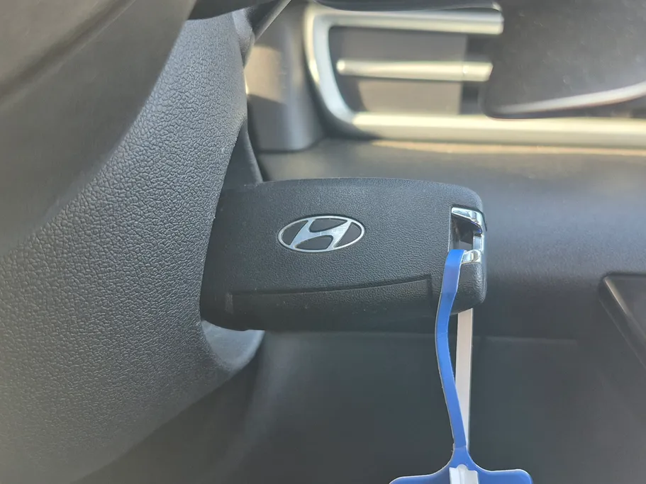 2025 Hyundai Elantra Smart 