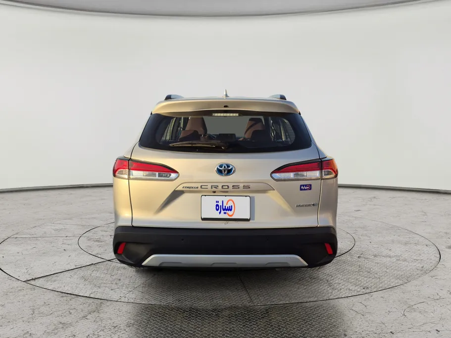 2024 Toyota Corolla Cross XLE HEV 