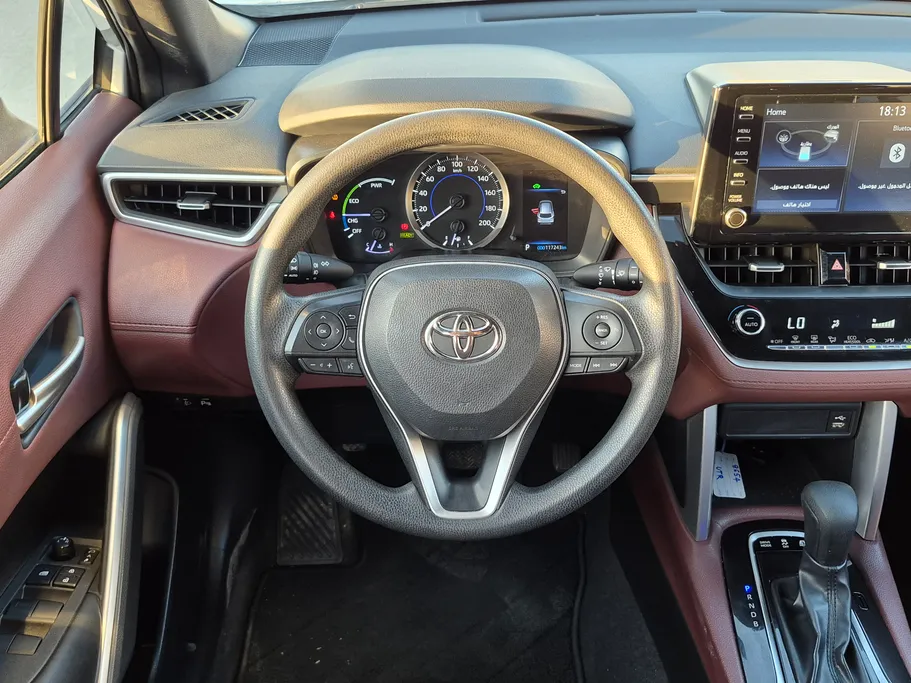 2024 Toyota Corolla Cross XLE HEV 