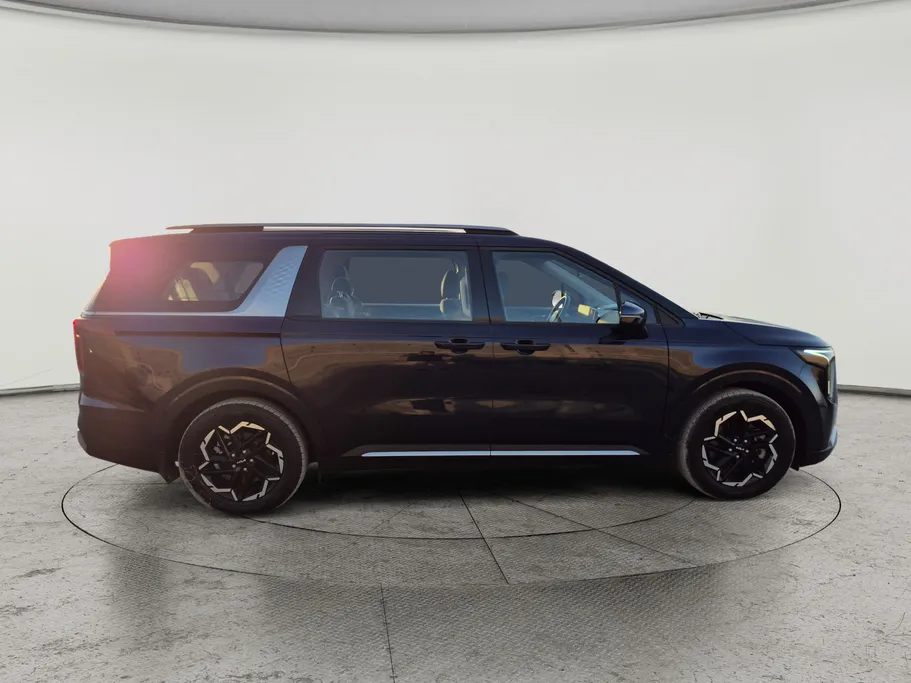 2025 Kia Carnival GL 