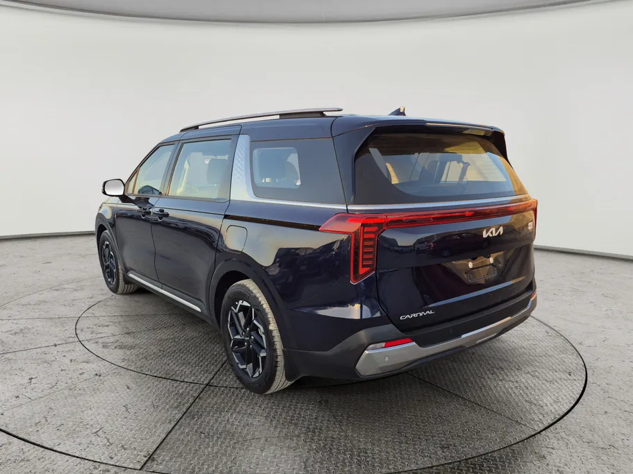 2025 Kia Carnival GL 