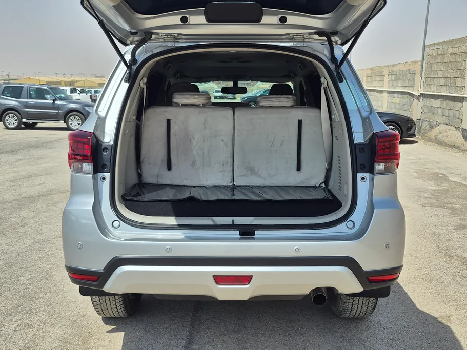 2025 Nissan Xterra Titanium 