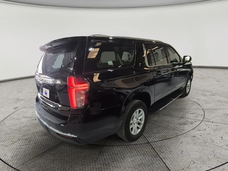 2024 Chevrolet Suburban LS 