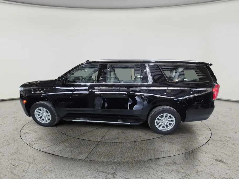 2024 Chevrolet Suburban LS 