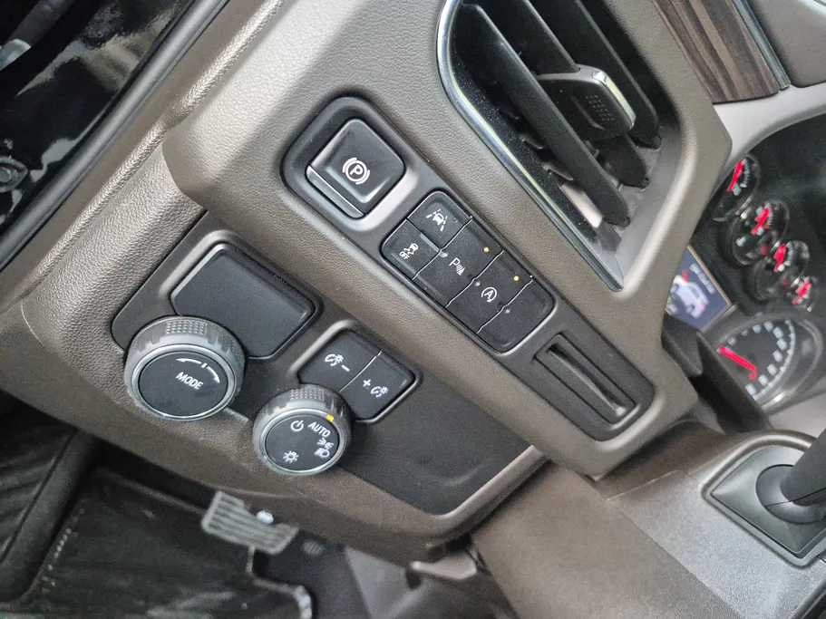 2024 Chevrolet Suburban LS 