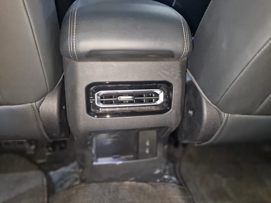 2027 باو 212 T01 Navigator 