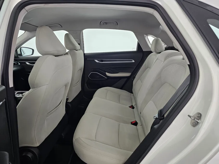 جيلي امجراند GS 2023 