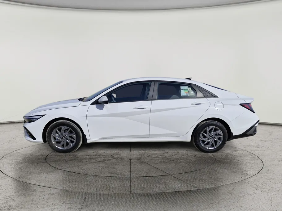 2026 Hyundai Elantra Smart China 