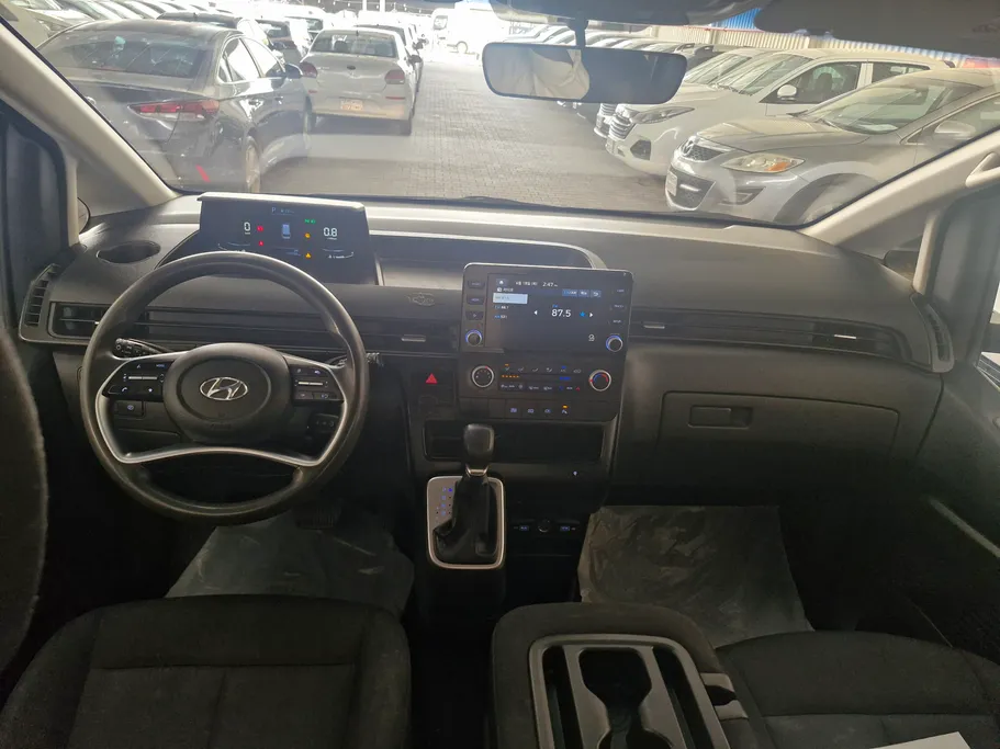 2023 Hyundai Staria Smart 11 ST 