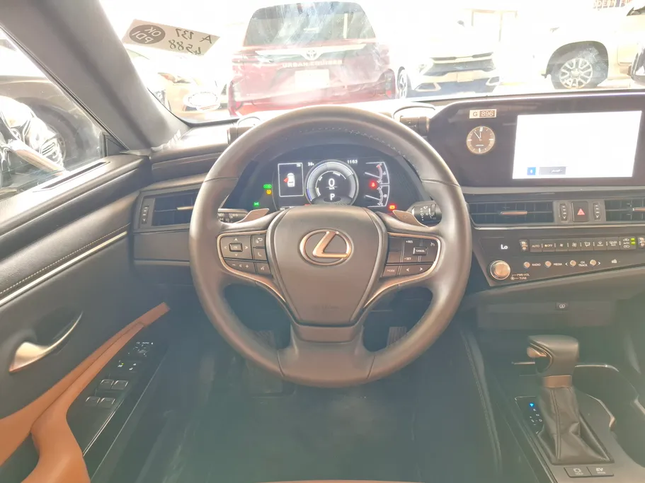 2023 Lexus ES 300 H 