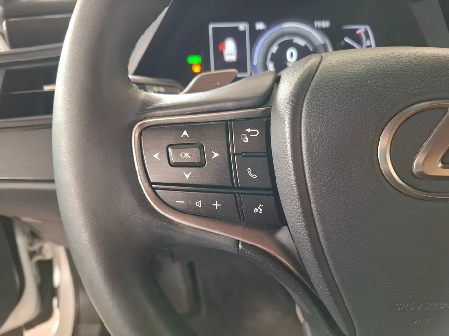 2023 Lexus ES 300 H 