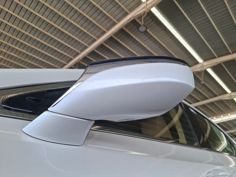 2023 Lexus ES 300 H 
