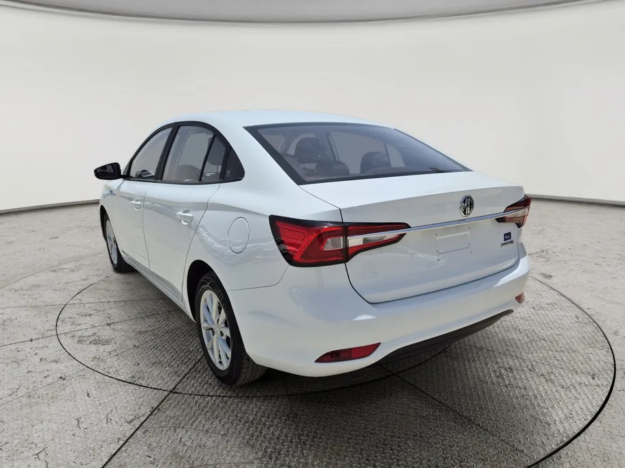 2024 MG 5 STD 