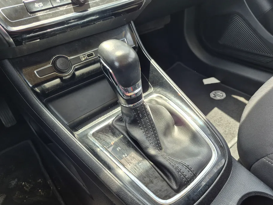 2024 MG 5 STD 