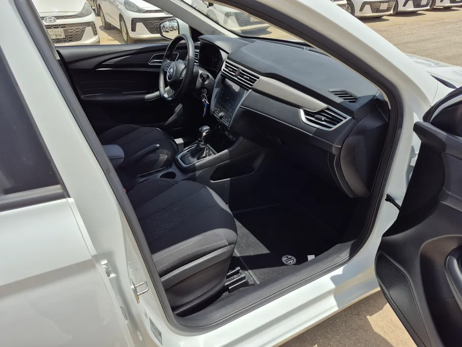 2024 MG 5 STD 