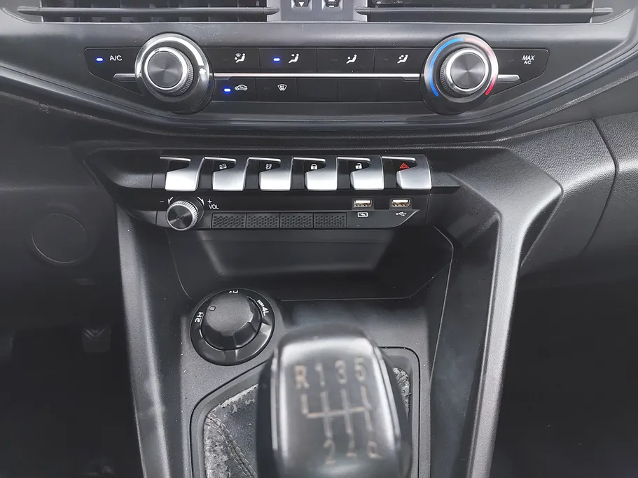 2022 Changan Hunter Omega 