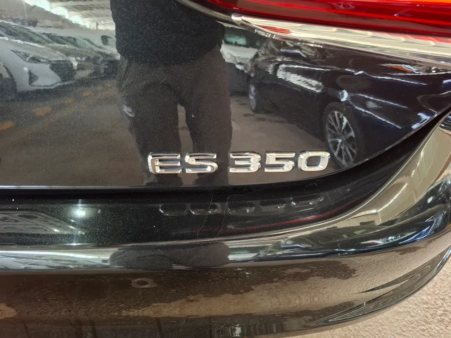 2024 Lexus ES 350 