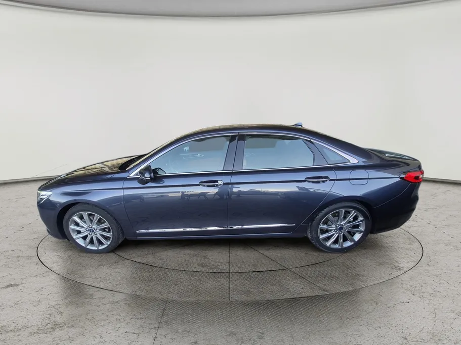 2022 Ford Taurus Titanium 