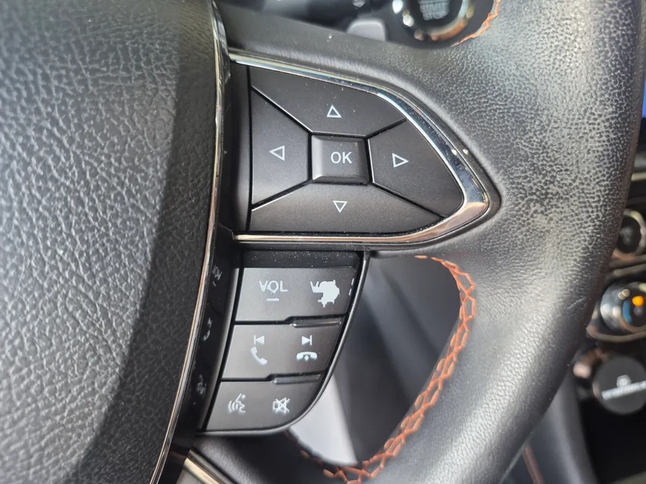 2022 Ford Taurus Titanium 