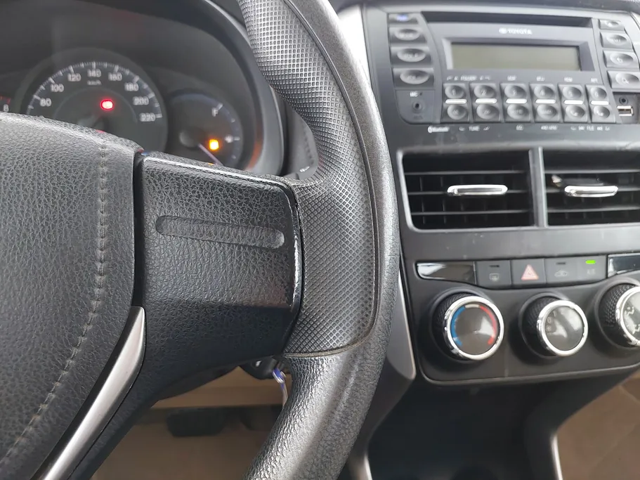 2019 Toyota Yaris  Y 