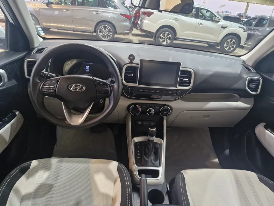 2024 Hyundai Venue Smart 
