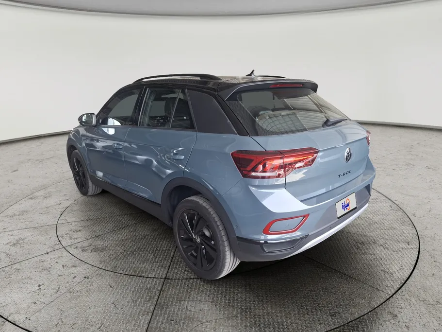 2025 Volkswagen T Roc ستايل 