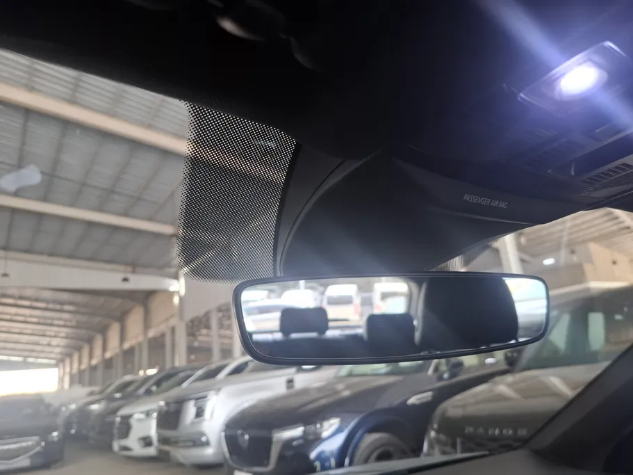 2025 Volkswagen T Roc ستايل 