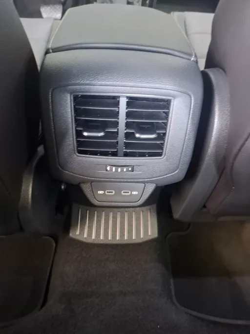 2025 Volkswagen T Roc ستايل 