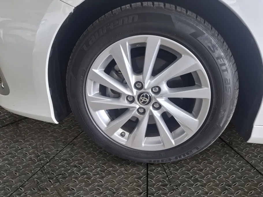 2024 Toyota Camry  GLEX 