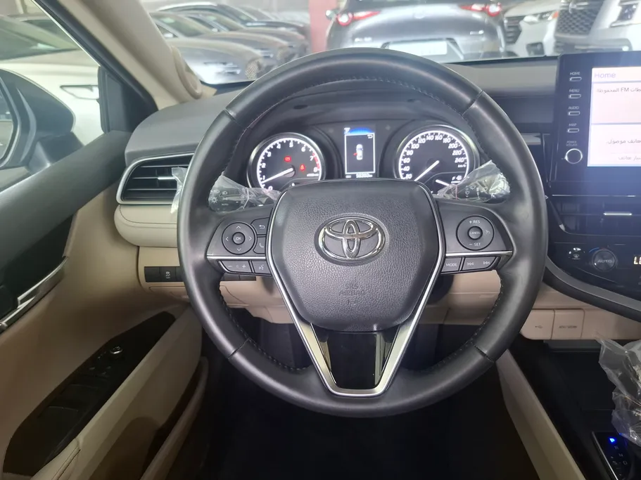 2024 Toyota Camry  GLEX 