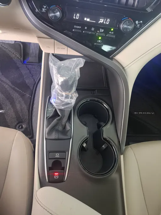 2024 Toyota Camry  GLEX 
