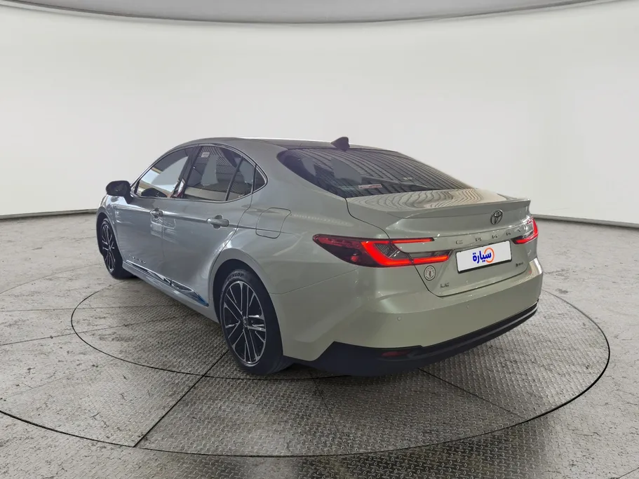 2025 Toyota Camry  LE HEV 