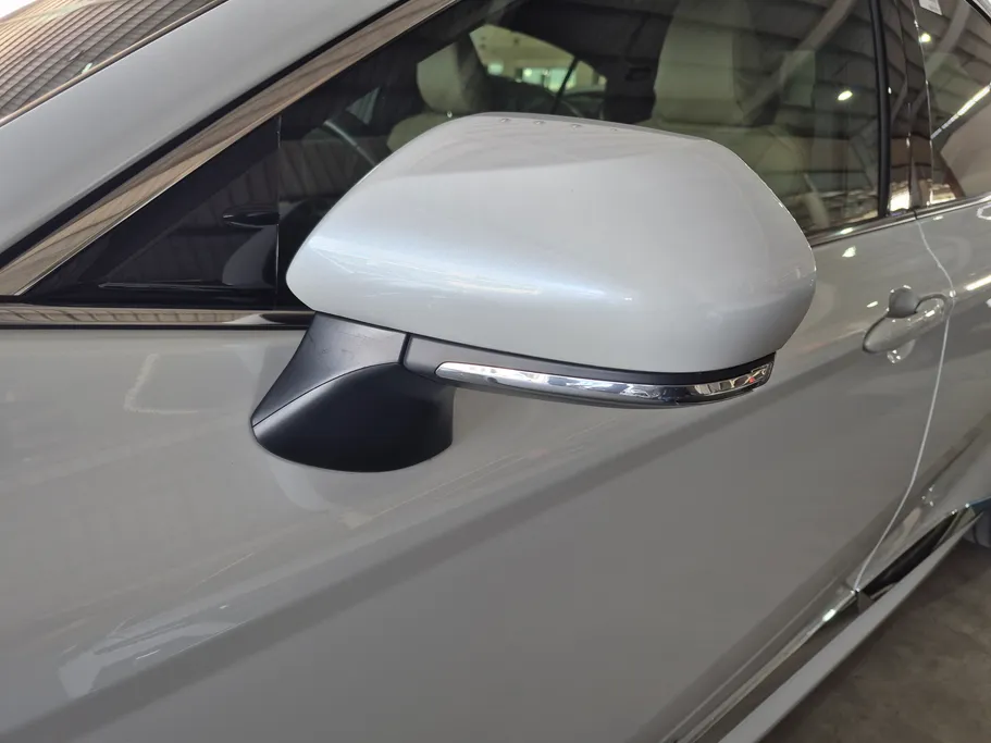 2025 Toyota Camry  LE HEV 