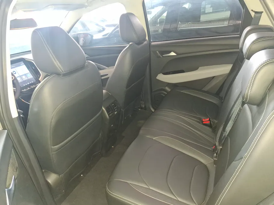 2026 Chevrolet Captiva LT 