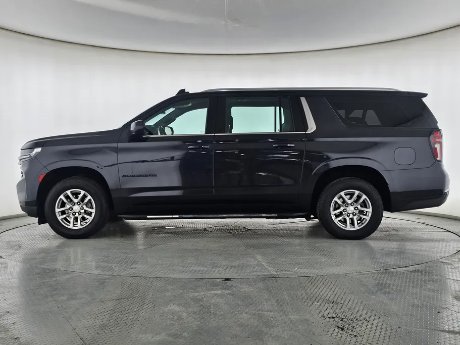 2023 Chevrolet Suburban LS 