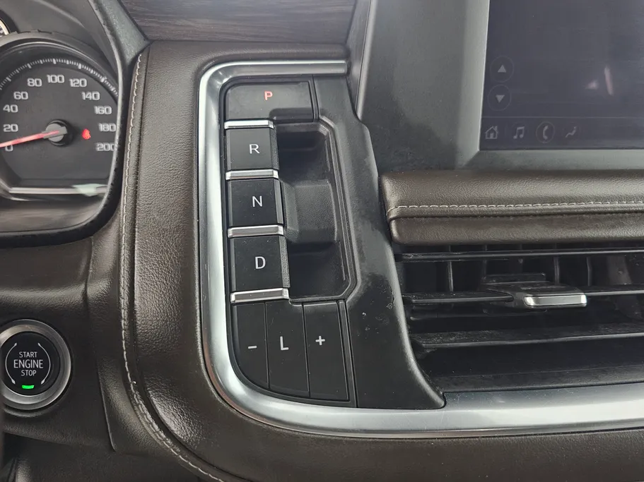2023 Chevrolet Suburban LS 