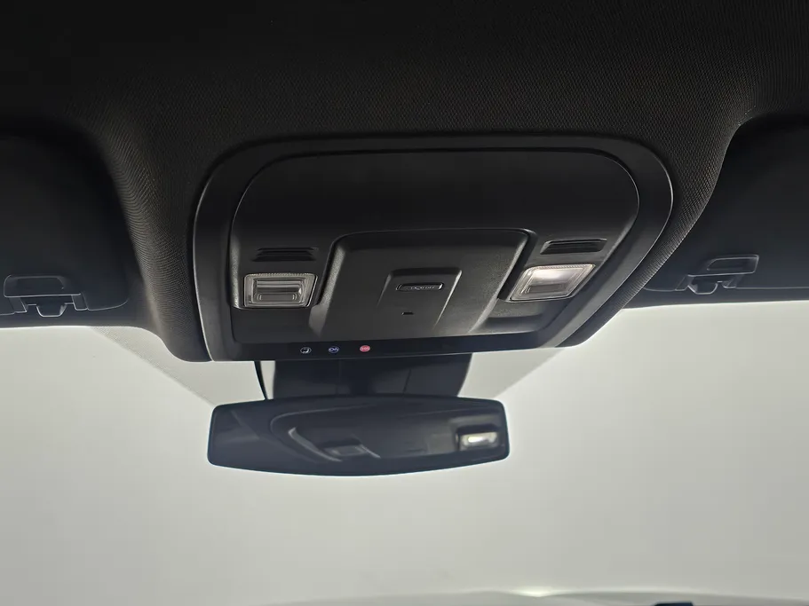 2023 Chevrolet Suburban LS 