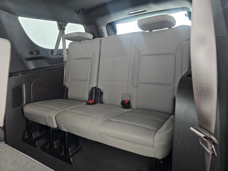 2023 Chevrolet Suburban LS 
