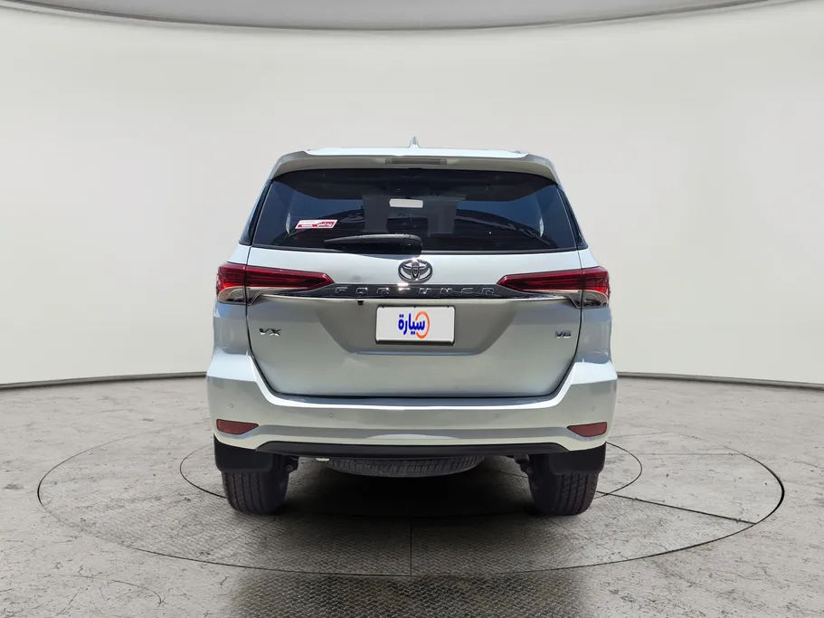 2023 Toyota Fortuner VX 