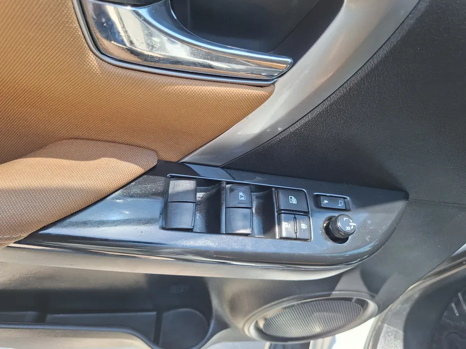 2023 Toyota Fortuner VX 