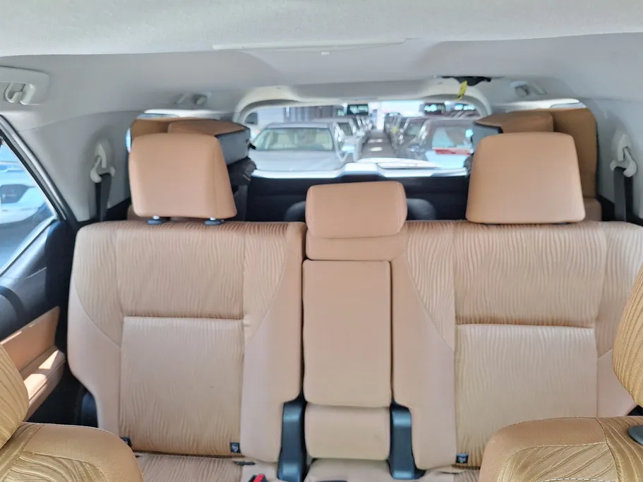 2023 Toyota Fortuner VX 